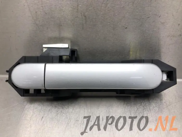 Front door handle 4-door, right Nissan Tiida