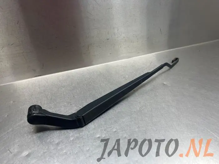 Front wiper arm Daihatsu Materia