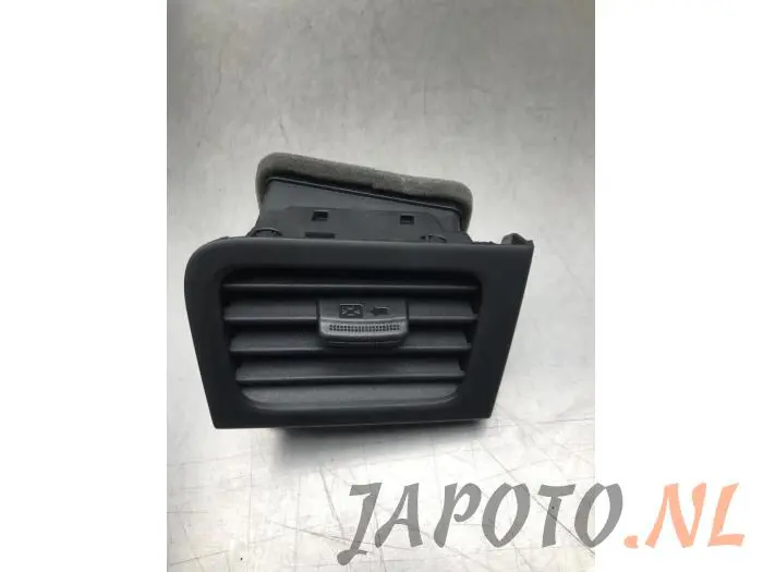 Air grill side Kia Picanto