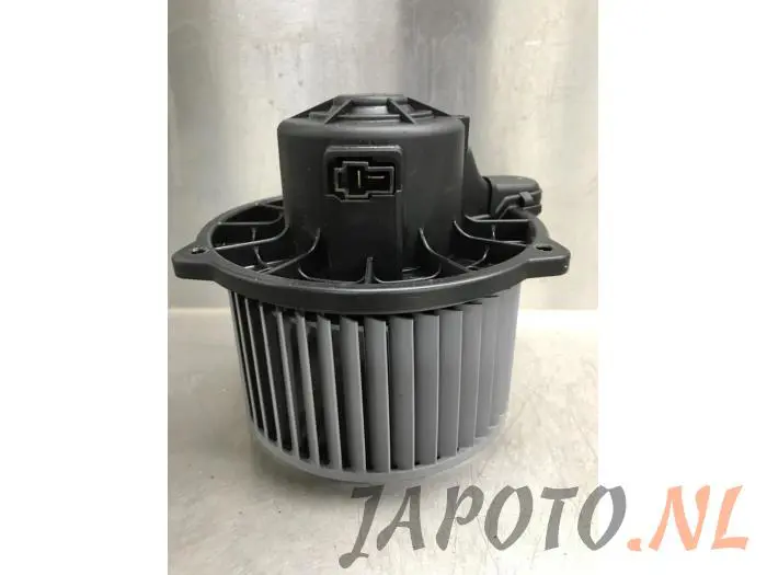 Heating and ventilation fan motor Kia Soul