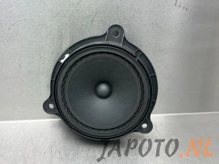 Speaker Nissan 350 Z