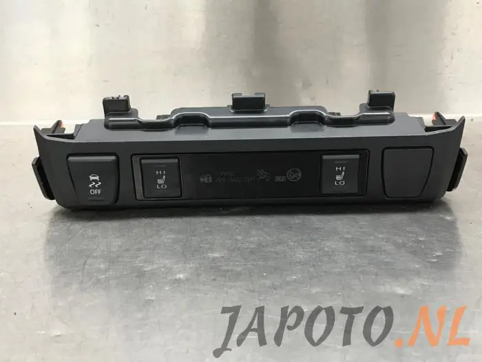 Seat heating switch Toyota Rav-4