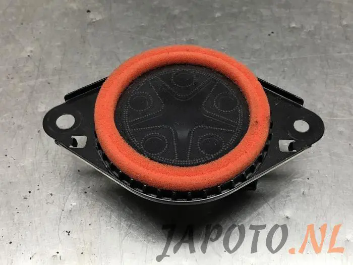 Speaker Toyota Rav-4