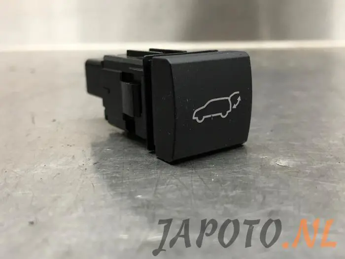 Tailgate switch Toyota Rav-4