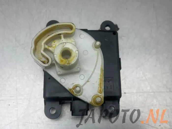 Heater valve motor Nissan 350 Z