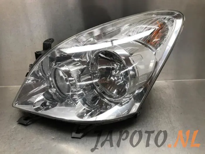 Headlight, left Toyota Corolla Verso