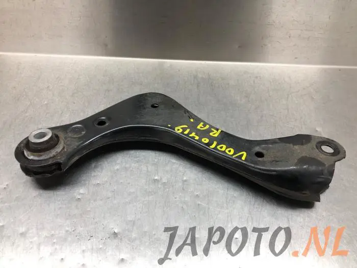 Rear upper wishbone, right Toyota Rav-4