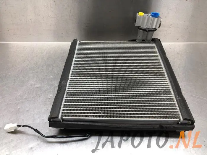 Air conditioning vaporiser Toyota Rav-4