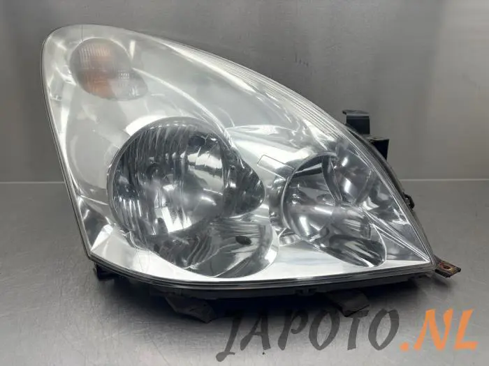 Headlight, right Toyota Corolla Verso