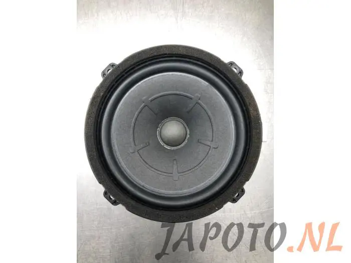 Speaker Kia Niro