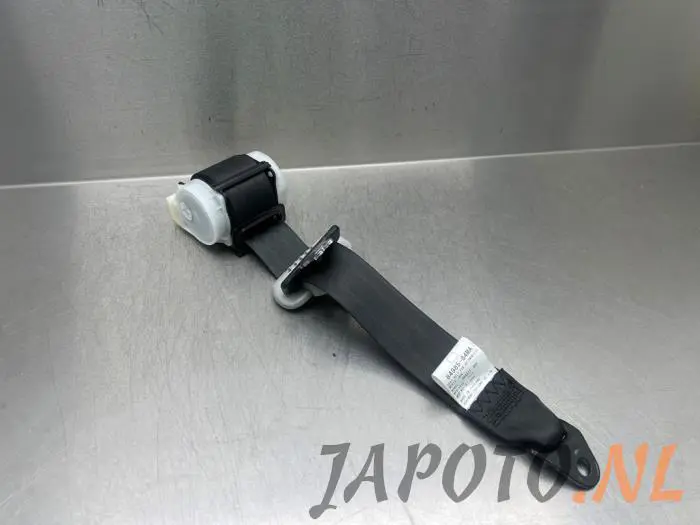 Rear seatbelt, centre Suzuki Celerio