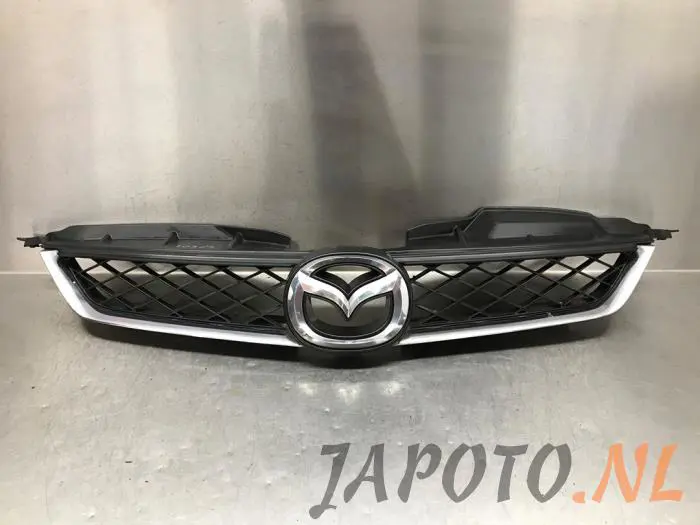 Grille Mazda 5.