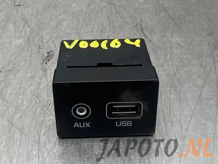 AUX / USB connection Hyundai Tucson