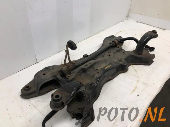 Subframe Mitsubishi Grandis