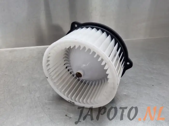 Heating and ventilation fan motor Hyundai Tucson