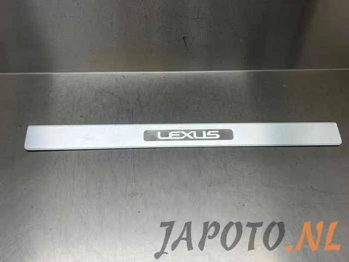 Door sill left Lexus GS 300 02-