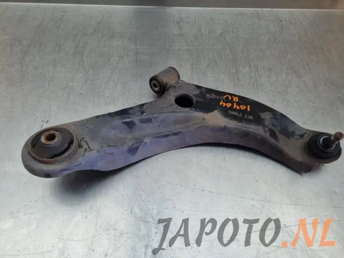 Front lower wishbone, left Suzuki Celerio