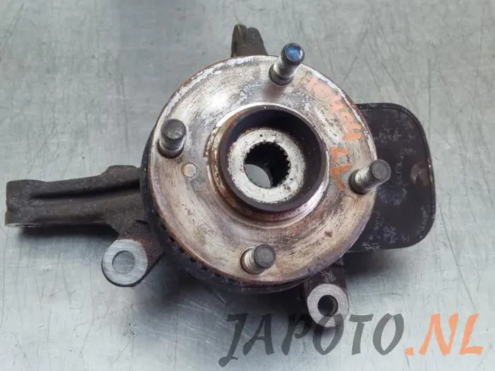 Front wheel hub Suzuki Celerio