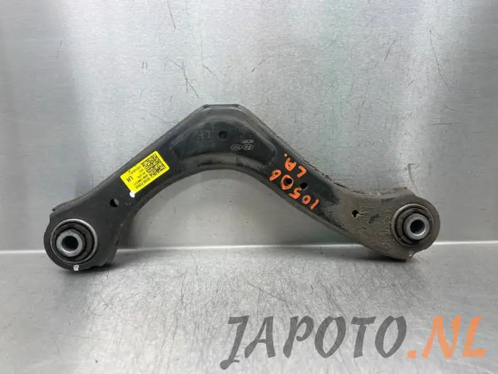 Rear upper wishbone, left Hyundai Kona