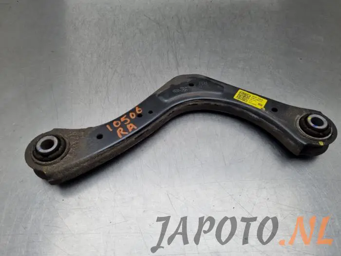 Rear upper wishbone, right Hyundai Kona