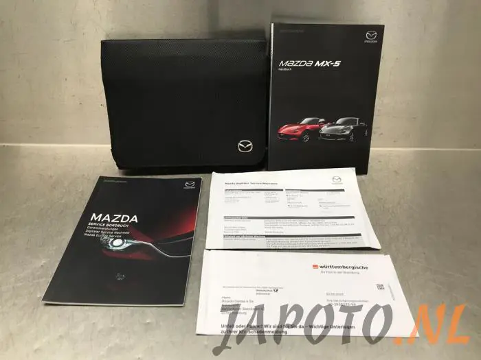 Instruction Booklet Mazda MX-5