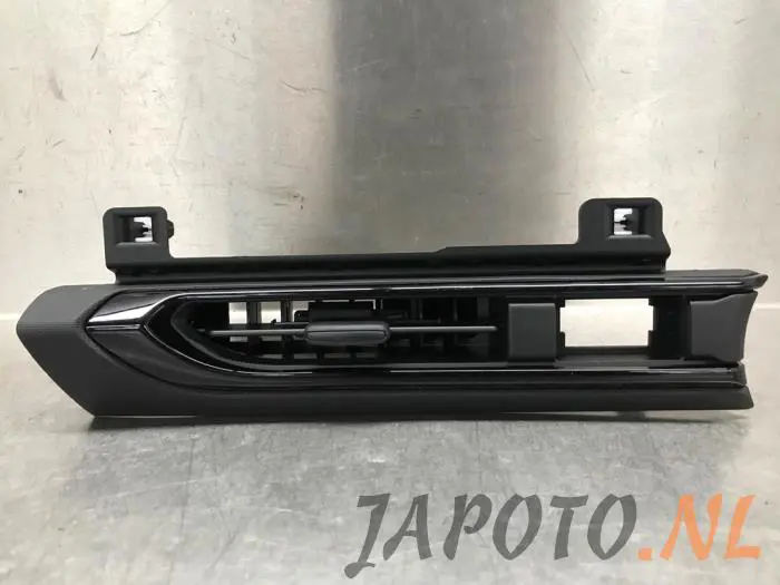 Dashboard vent Mazda MX-5