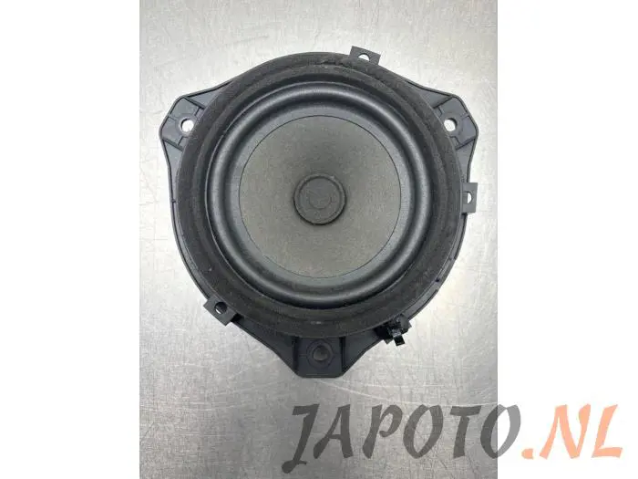 Speaker Kia Rio