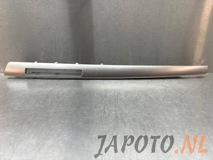 Dashboard decoration strip Toyota Rav-4