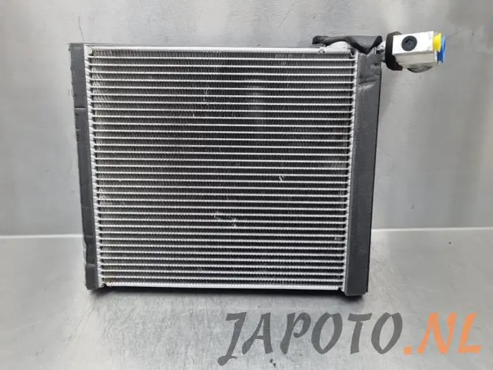 Air conditioning vaporiser Toyota Rav-4