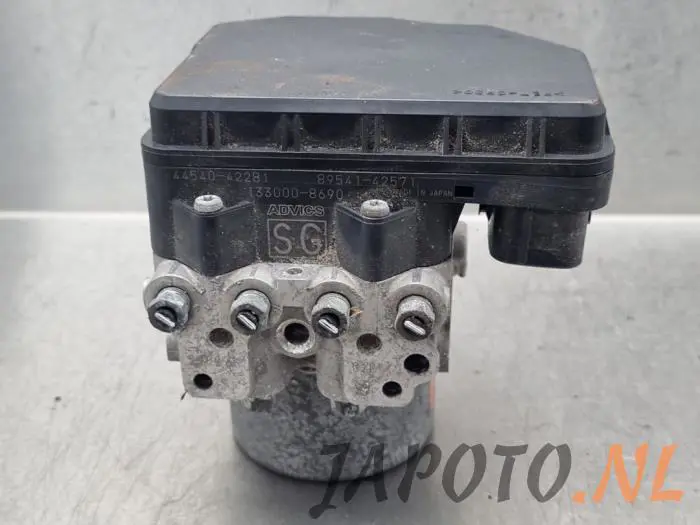 ABS pump Toyota Rav-4