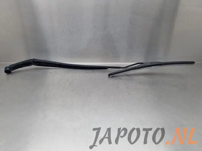 Front wiper arm Toyota Rav-4