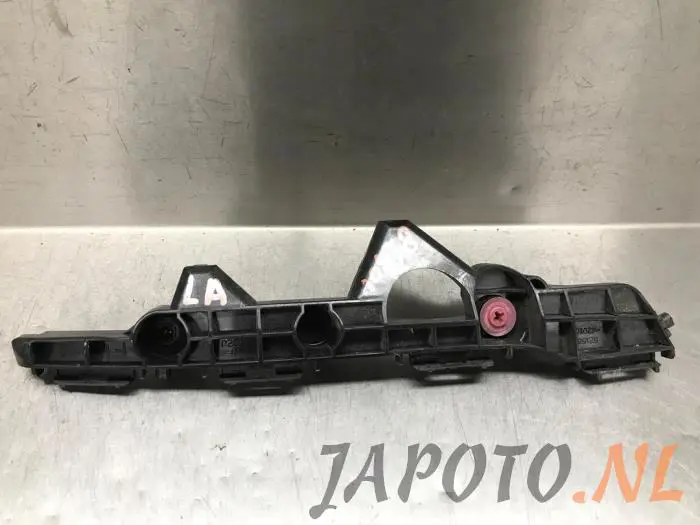 Rear bumper bracket, left Toyota Rav-4