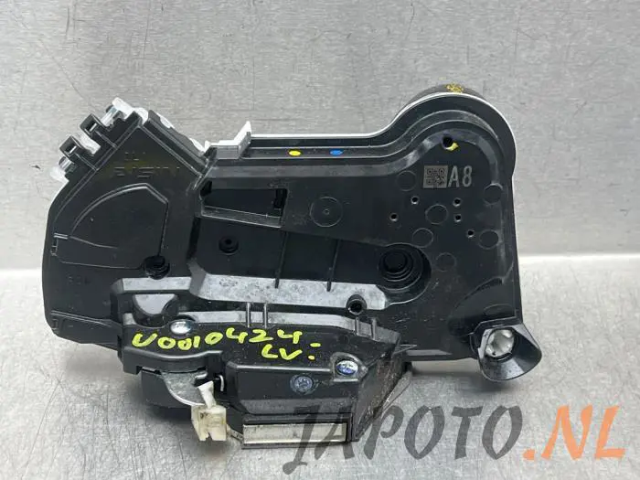 Door lock mechanism 4-door, front left Toyota C-HR