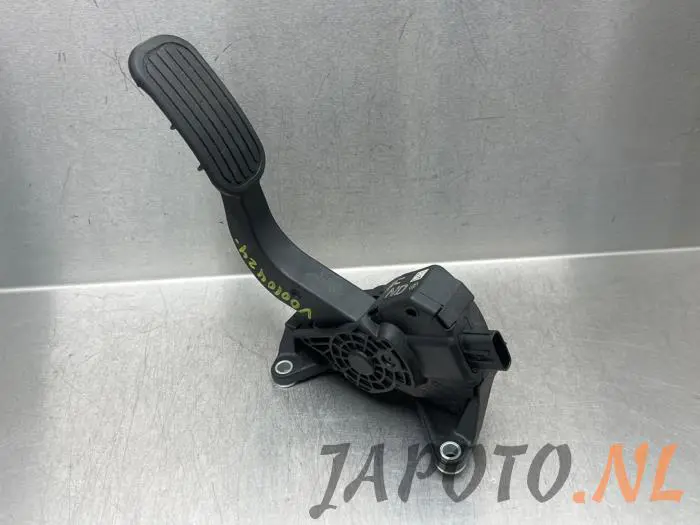 Accelerator pedal Toyota C-HR