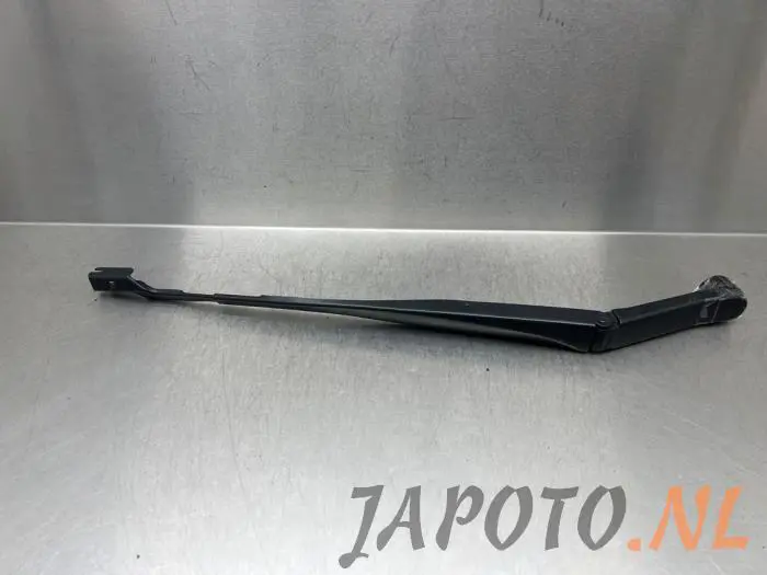 Front wiper arm Toyota C-HR