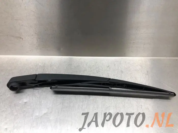 Rear wiper arm Nissan Qashqai