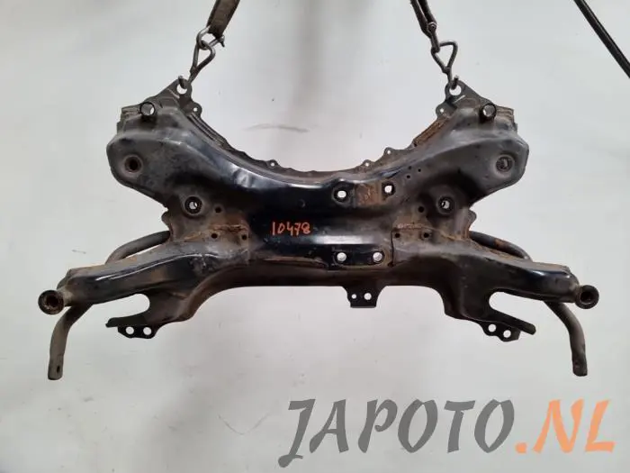 Subframe Toyota Rav-4