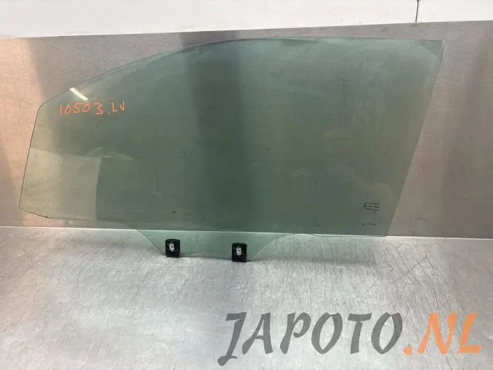 Door window 4-door, front left Toyota Aygo