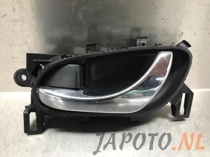 Door handle 4-door, front left Nissan X-Trail