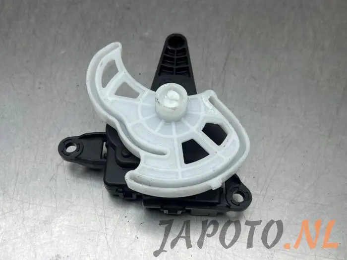 Heater valve motor Hyundai Ioniq