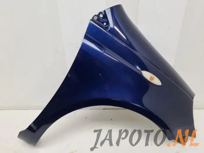 Front wing, right Toyota Yaris