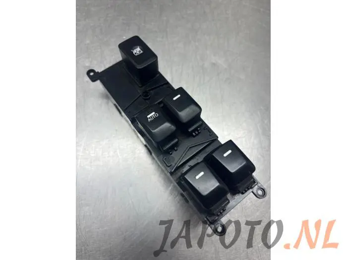 Multi-functional window switch Kia Rio