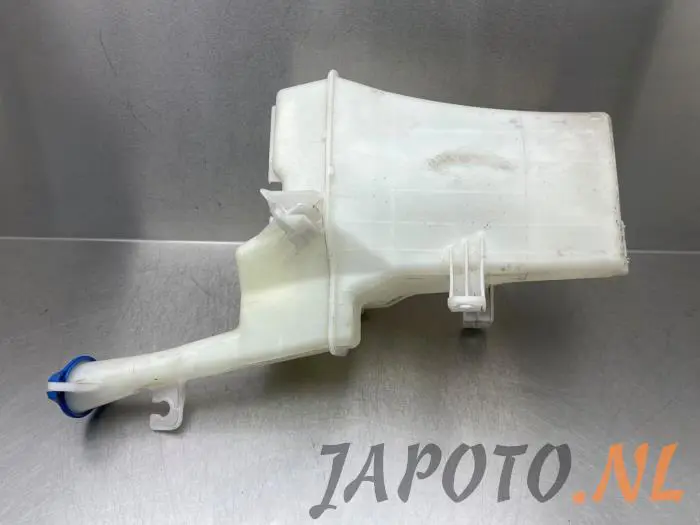 Front windscreen washer reservoir Kia Rio