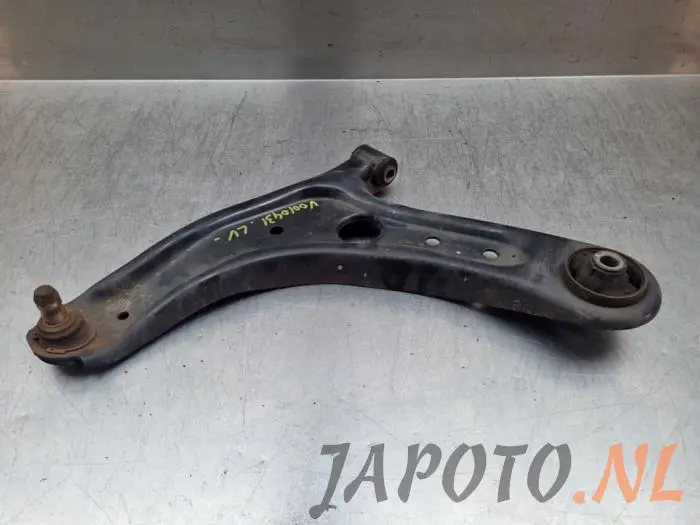 Front lower wishbone, left Kia Stonic