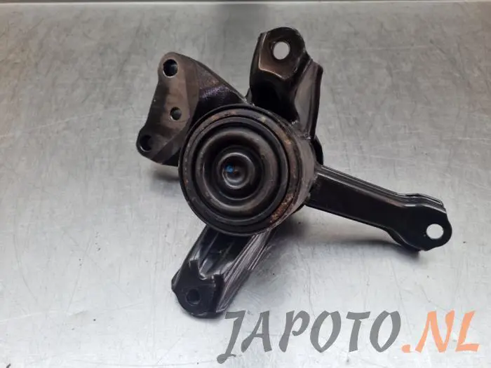 Engine mount Kia Stonic