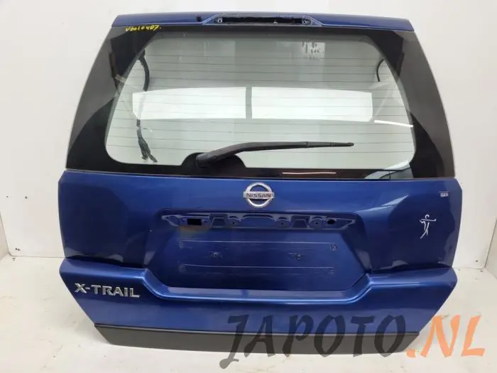 Tailgate Nissan X-Trail