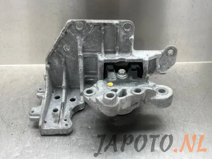 Gearbox mount Nissan X-Trail