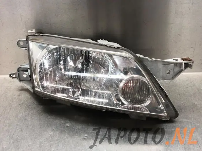 Headlight, right Mazda Premacy