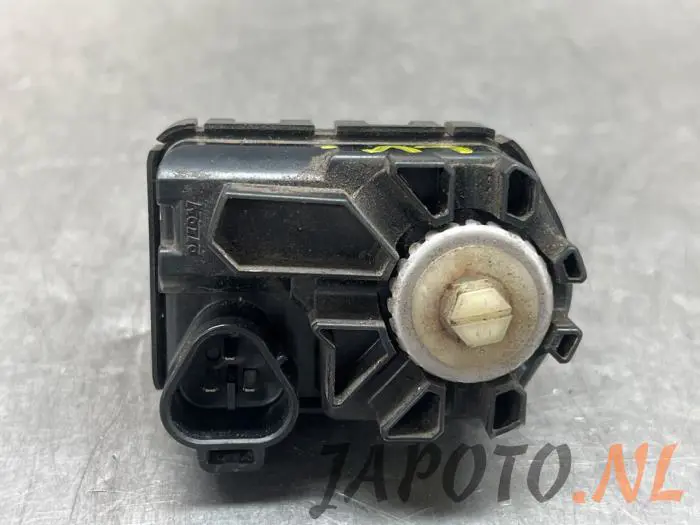 Headlight motor Nissan Pixo