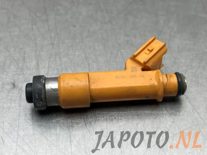 Injector (petrol injection) Daihatsu Terios